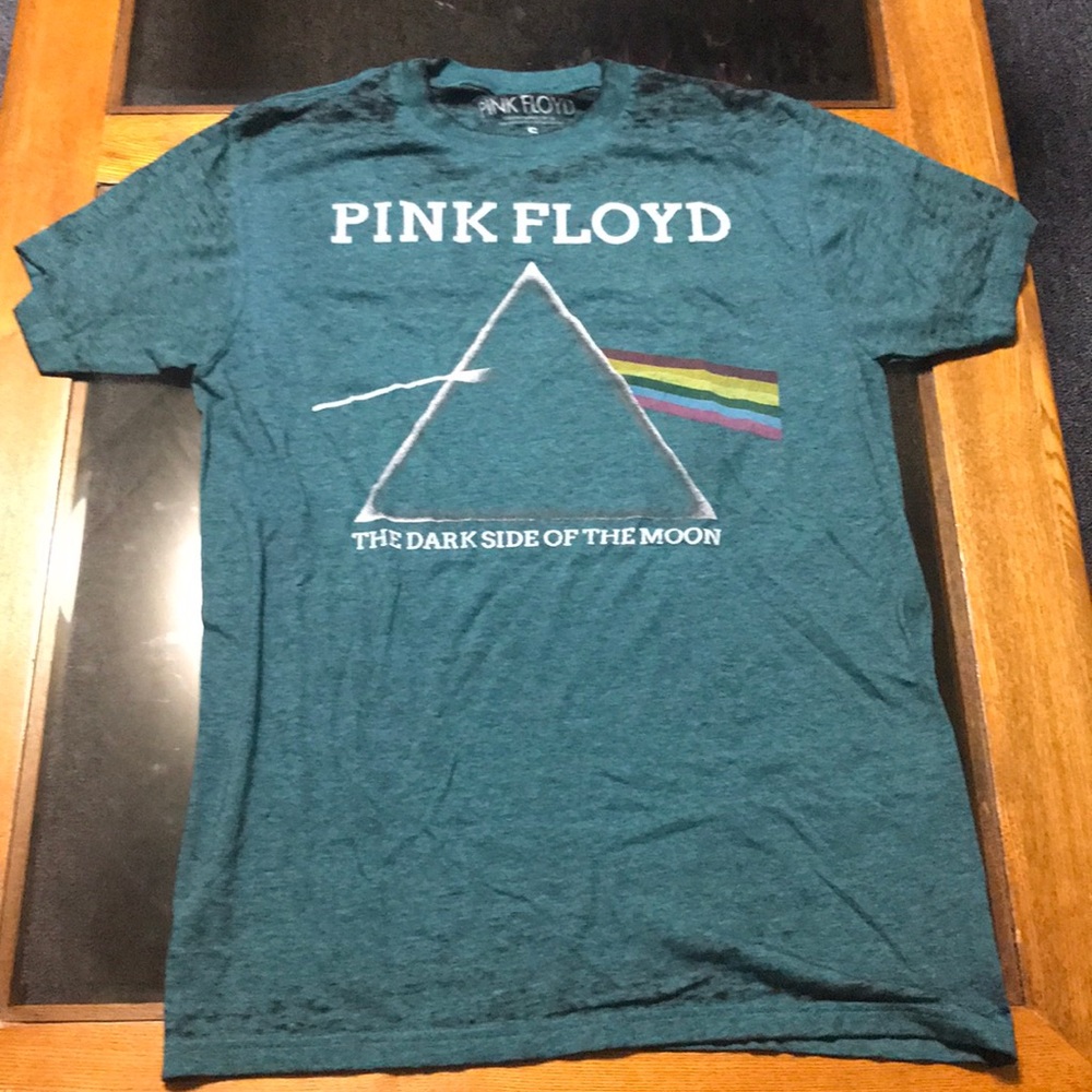 PINK FLOYD shirt